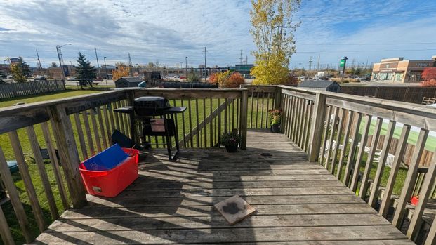 For Lease - 220 Westmeadow Drive, Kitchener, Ontario - Photo 1