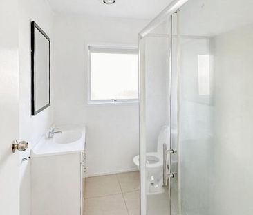 2 bedroom home for Rent in Papatoetoe! - Photo 1