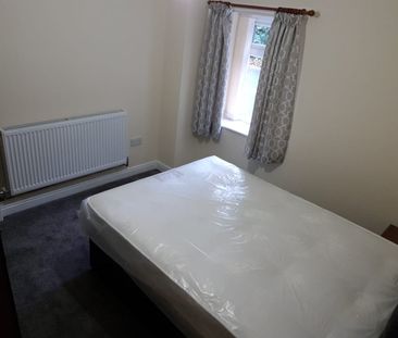 3 Bed Flat, Alexandra Road South, M16 - Photo 5