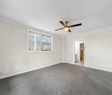 MODERN 1-BEDROOM UNIT | UTILITIES & YARD MAINTENANCE INCLUDED - Photo 4