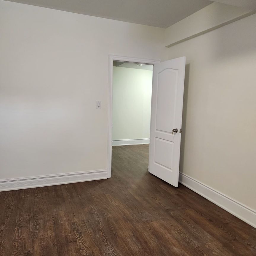 For Lease - 33 Scarborough Golf Club Road, Toronto, Ontario - Photo 1