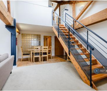 3 bedroom flat to rent - Photo 2