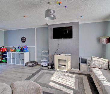 3 bedroom terraced house to rent - Photo 1