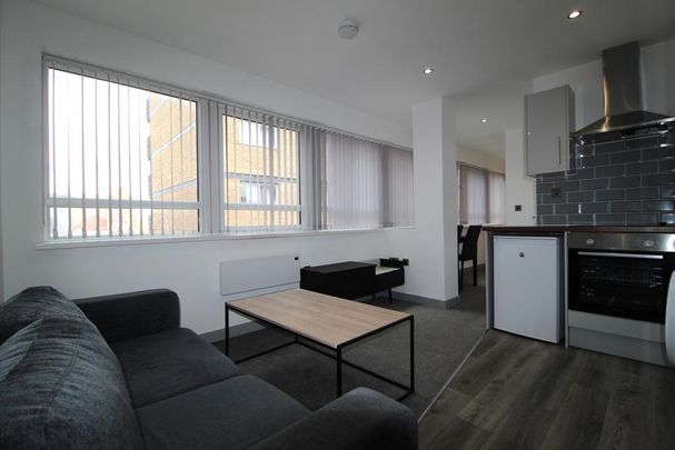 1 bedroom flat to rent - Photo 1