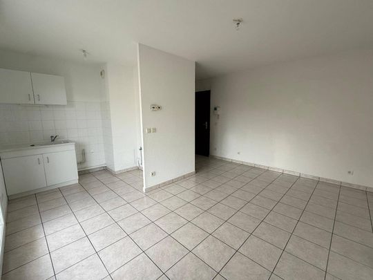 Location appartement 2 pièces 39.95 m² à Romans-sur-Isère (26100) 4 - Photo 1