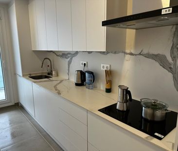 Ground Floor Apartment in Estepona - Photo 2