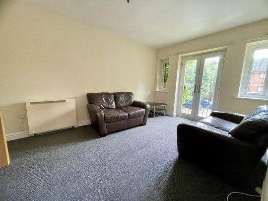 2 bedroom flat to rent - Photo 1