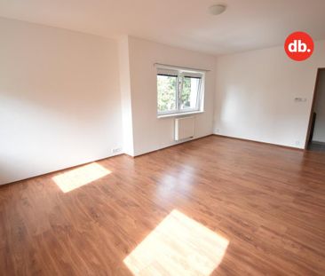 Pronájem bytu 2+1 56 m2 - Fotografie 5