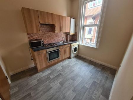 Studio to rent - Photo 3