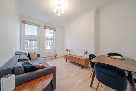 1 bedroom flat to rent - Photo 2