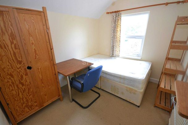 Price £3,000 pcm - Available 01/07/2026 - Furnished - Photo 1