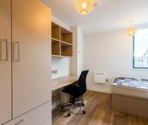 Flat 6 Parkside House, 1, - Photo 4