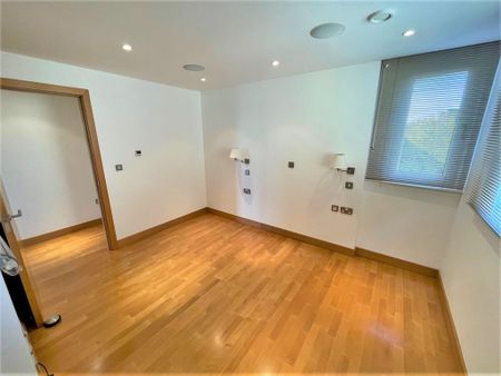 4 bedroom apartment to rent - Photo 5