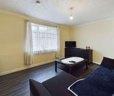 Columbine Close, Thetford, IP24 - Photo 2