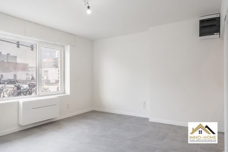 Gelijkvloers appartement te huur in Sint-Amandsberg - Photo 2