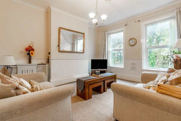 4 bed maisonette to rent in Chester Crescent, Sandyford, NE2 - Photo 1