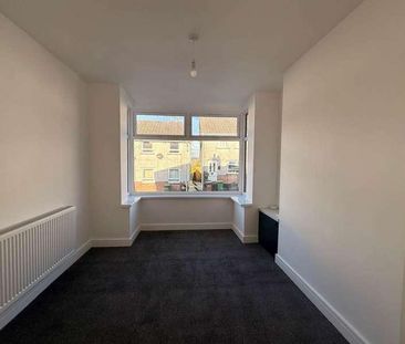 Pencoed Avenue, Cefn Fforest, Blackwood, NP12 - Photo 5