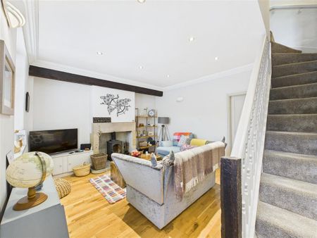 2 bedroom cottage to rent - Photo 5