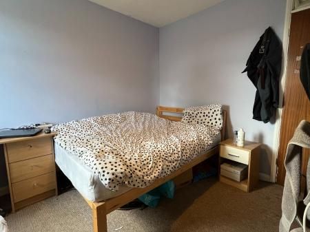 6 Bed Student Home - 32 Kemsing Gardens - Photo 4