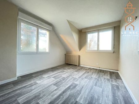 A louer maison rénovée 4 chambres THEIX NOYALO - Photo 5