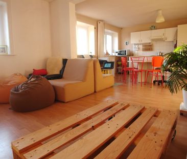 EENSLAAPKAMERAPPARTEMENT IN DE NABIJHEID VAN HET STATION - Photo 2