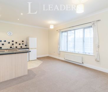 2 bedroom apartment to rent Terrace Road, Walton-on-Thames, KT12 - Photo 1