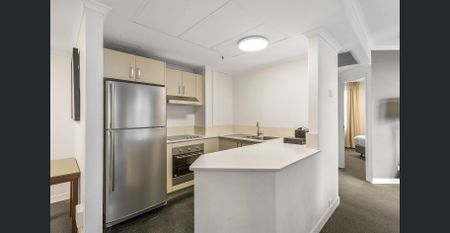 Residences @ 333 Exhibition St – Furnished 2 Bed/ 2 bath Apartment incl water - Photo 4