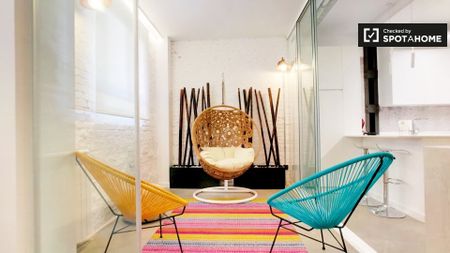 madrid, Community of Madrid 28009 - Photo 2