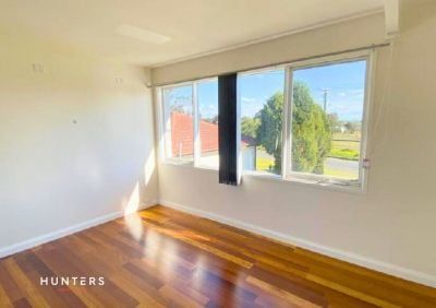 Large Four Bedroom Family Home - Photo 1