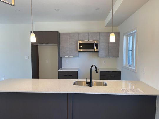 For Lease - 1781 Henrica Avenue Unit# 8, London North, Ontario - Photo 1