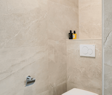 Frisch renovierte 3.5-Zimmer-Wohnung mit Balkon in Gossau ZH – ab s... - Photo 4