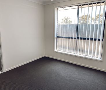 4 BEDROOM DUPLEX - Photo 2