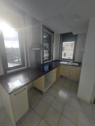 Location Appartement 4 pièces 80m² MERIGNAC 33700 - Photo 5