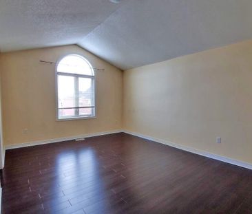 For Lease - 39 Iceland Poppy Upper Level Trail, Brampton, Ontario - Photo 3