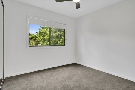 Welcome to Unit 5, 13 Perth Street – a beautifully designed townhouse positioned in one of Rangeville’s most desirable pockets. - Photo 4