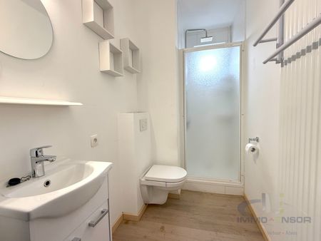 Gerenoveerd appartement met zeezicht - Foto 4
