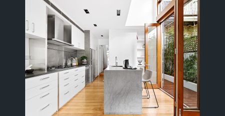 Victorian Grandeur Meets Contemporary Luxury, A Recreated Terrace In Paddington's Top End - Photo 5