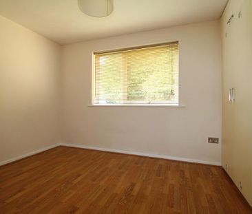 1 bedroom ground floor flat to rent - Photo 5