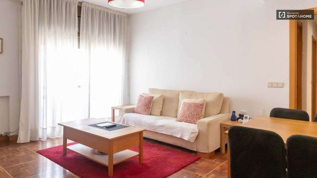 4 room luxury Apartment for rent in Madrid, Autonomous Region of Madrid - Photo 1