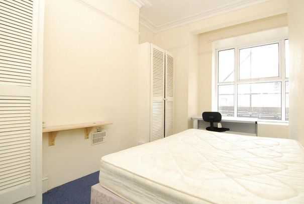 6 bedroom house to rent - Photo 1