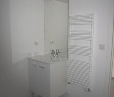 F2 - RUE DE LA GRUE 51100 REIMS - Photo 3