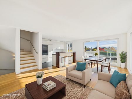 Row single-family house with lake view in best location in Zollikon - Photo 2