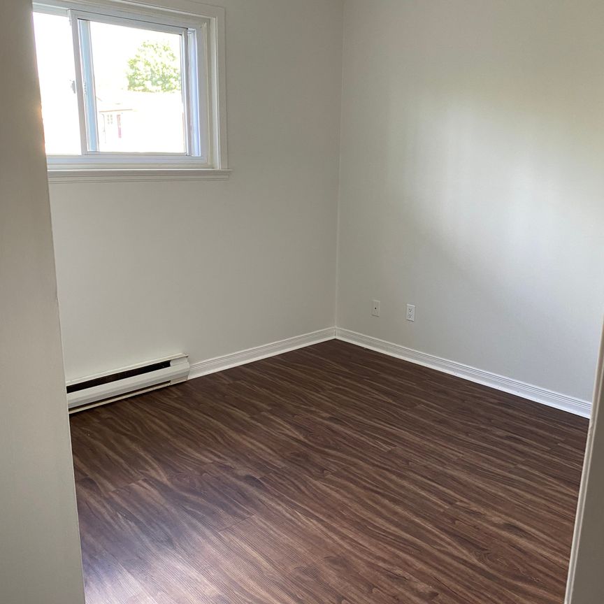Oak Street Apartments - Photo 1