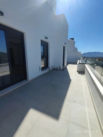 Alquiler de ático en Calle Astrea - Photo 3