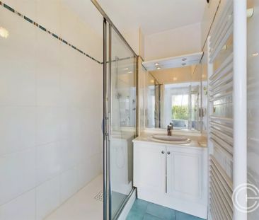 Location Appartement 2 pièces 53m² ST LAURENT DU VAR 06700 - Photo 5