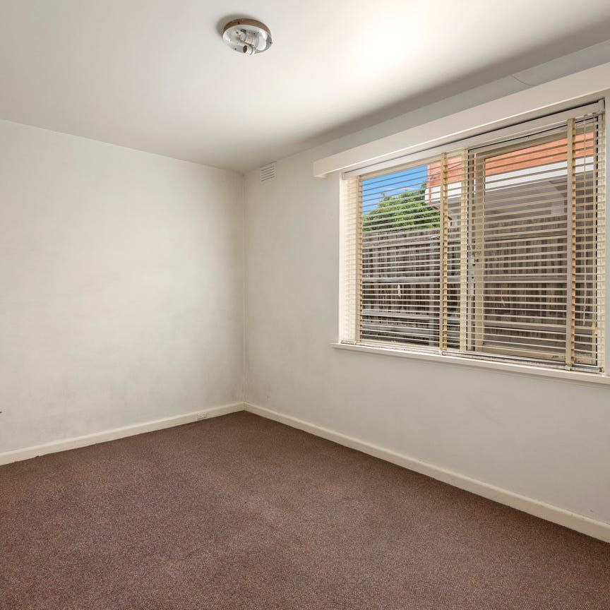 2/30 Elm Street, Hawthorn - Photo 1