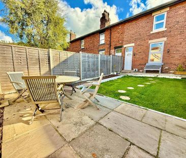 2 bedroom terraced house to rent - Photo 3