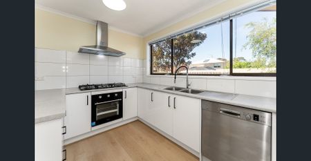 SPACIOUS BEACHSIDE LIVING ! TOTALLY RENOVATED ! - Photo 4