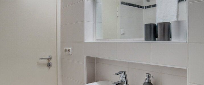 Bright and beautiful apartment with storage room and balcony - Photo 1