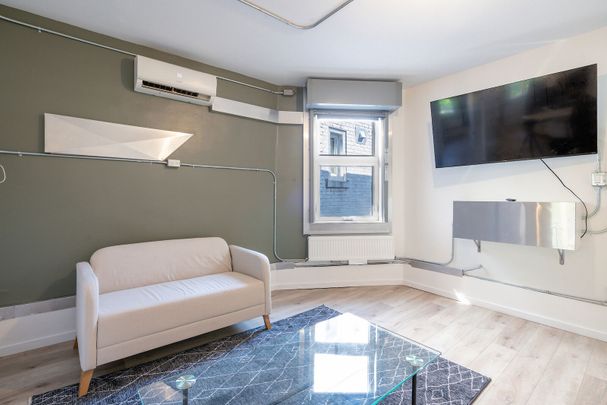 The New York | All-Inclusive Suites near the Byward Market - Photo 1